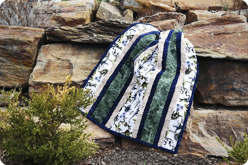 Solid Cuddle&reg; 3 Navy